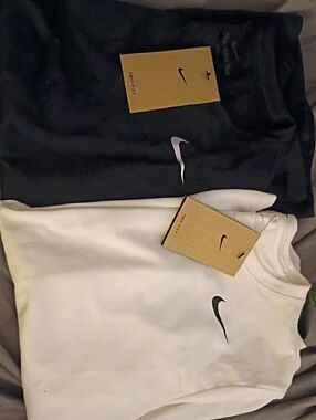 Nike Sweatshirt Duo in Black and White with Swoosh